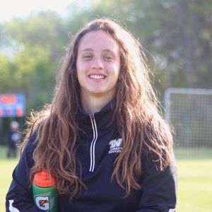 Meet your Posher, Julia